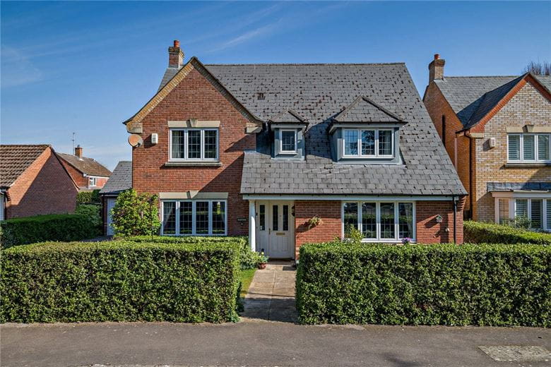 4 bedroom house, Ormonde Gardens, Newbury RG14 - Available