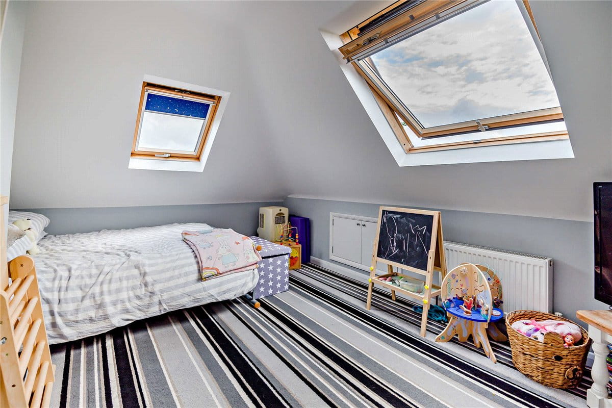 5 bedroom house, Catherine Road, Newbury RG14 - Sold STC