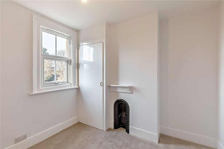 3 bedroom house, Andover Road, Newbury RG14 - Sold