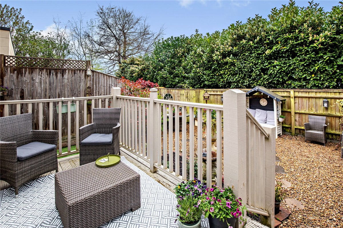 5 bedroom house, The Dolmans, Shaw RG14 - Sold STC