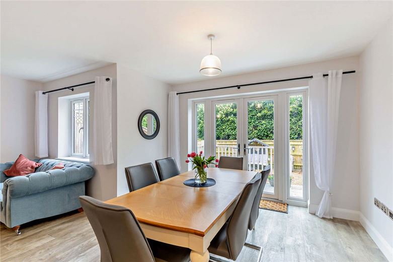 5 bedroom house, The Dolmans, Shaw RG14 - Sold STC