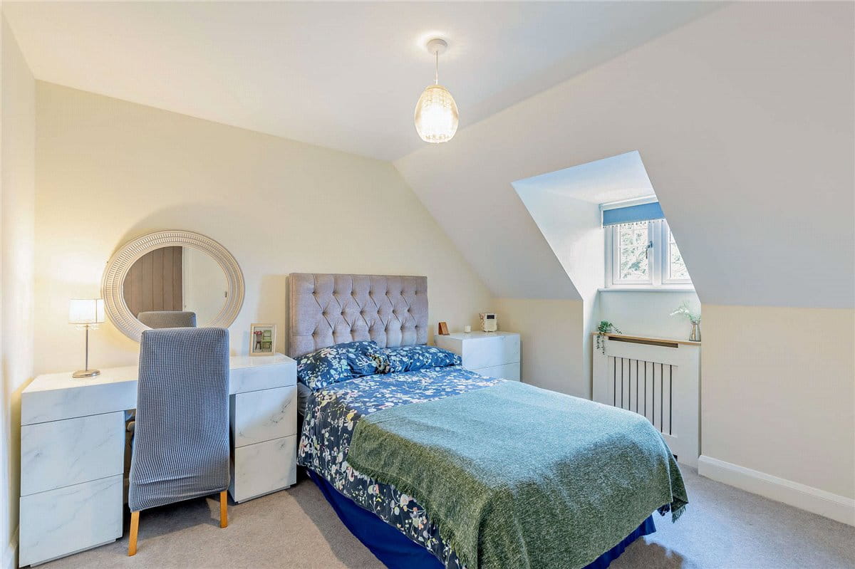 5 bedroom house, The Dolmans, Shaw RG14 - Sold STC