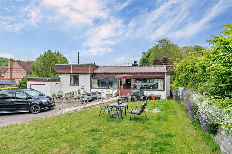 2 bedroom bungalow, Sheepdrove Road, Lambourn RG17 - Sold STC
