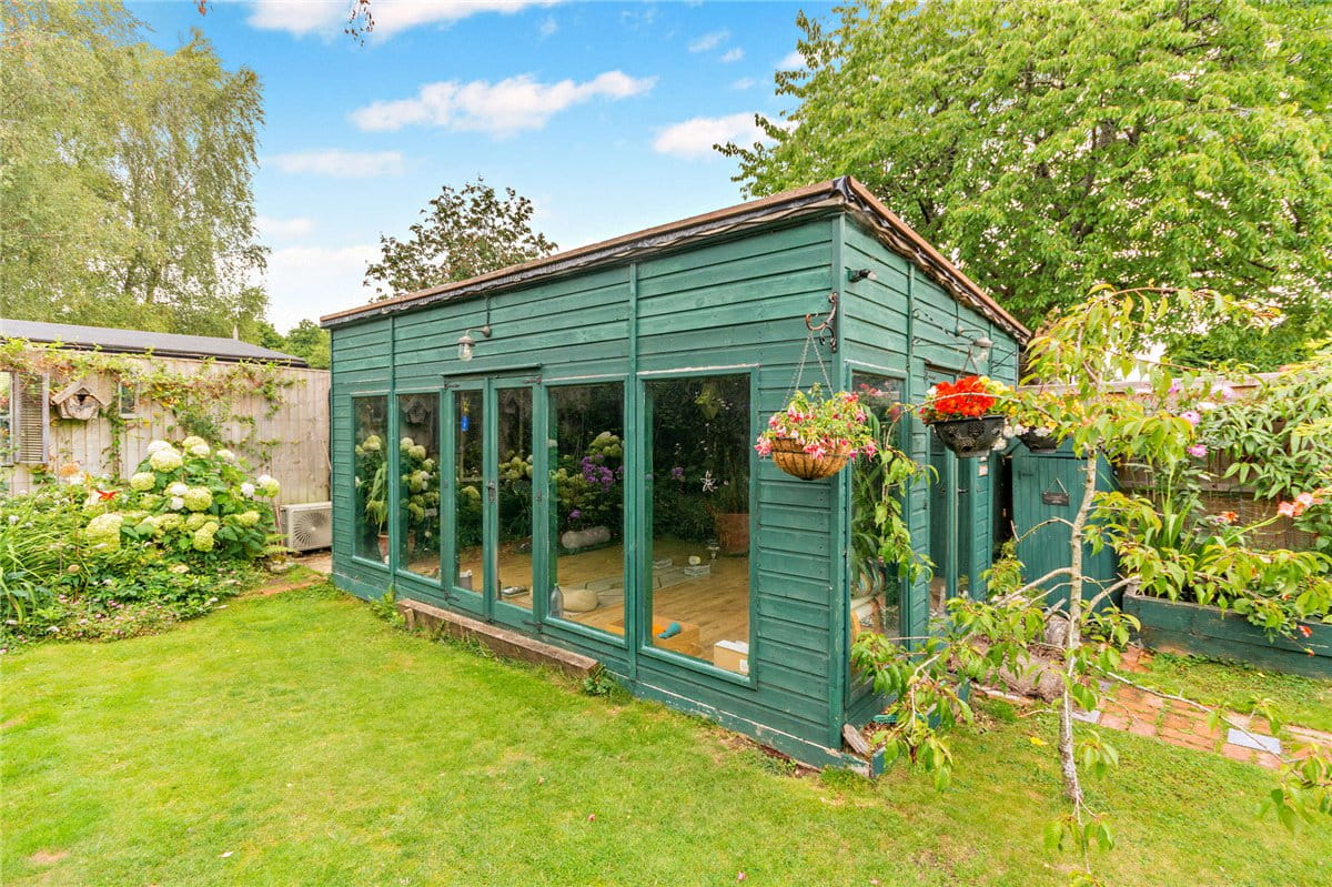 3 bedroom house, Gore End Road, Ball Hill RG20 - Sold