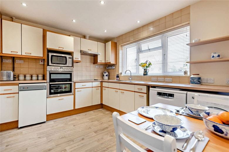 6 bedroom house, Hampstead Norreys Road, Hermitage RG18 - Sold STC