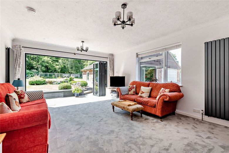 6 bedroom house, Hampstead Norreys Road, Hermitage RG18 - Available