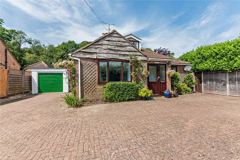 4 bedroom house, Hampstead Norreys Road, Hermitage RG18 - Available