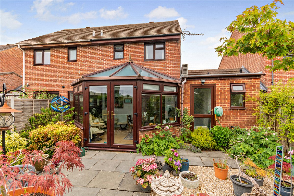 3 bedroom house, Billington Way, Thatcham RG18 - Available