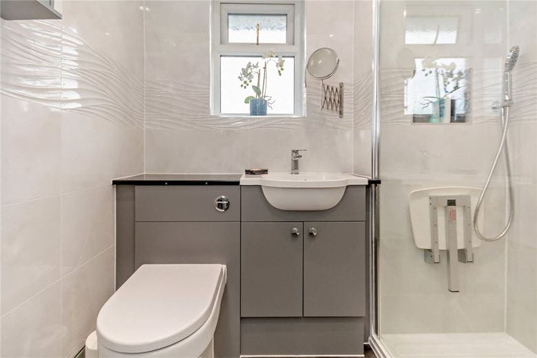 3 bedroom house, Billington Way, Thatcham RG18 - Available