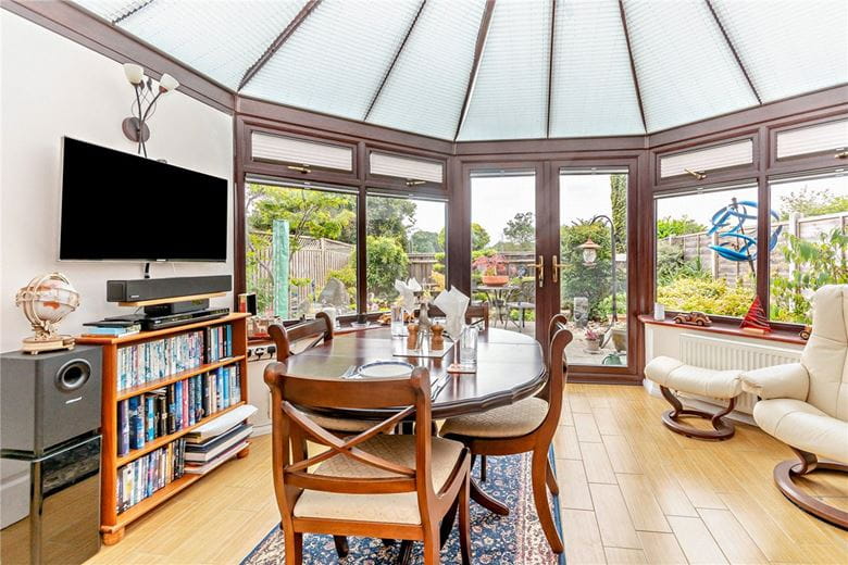 3 bedroom house, Billington Way, Thatcham RG18 - Available