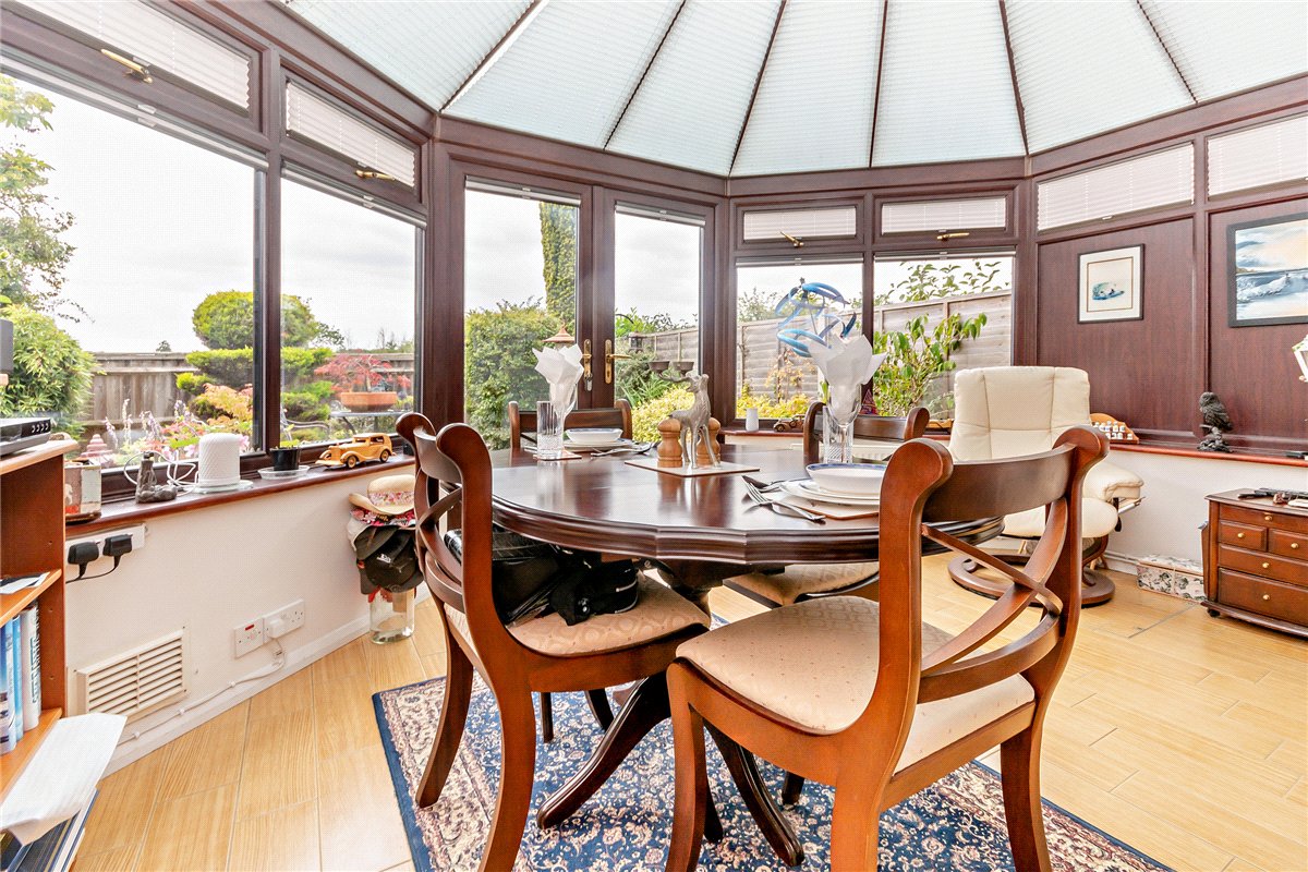 3 bedroom house, Billington Way, Thatcham RG18 - Available