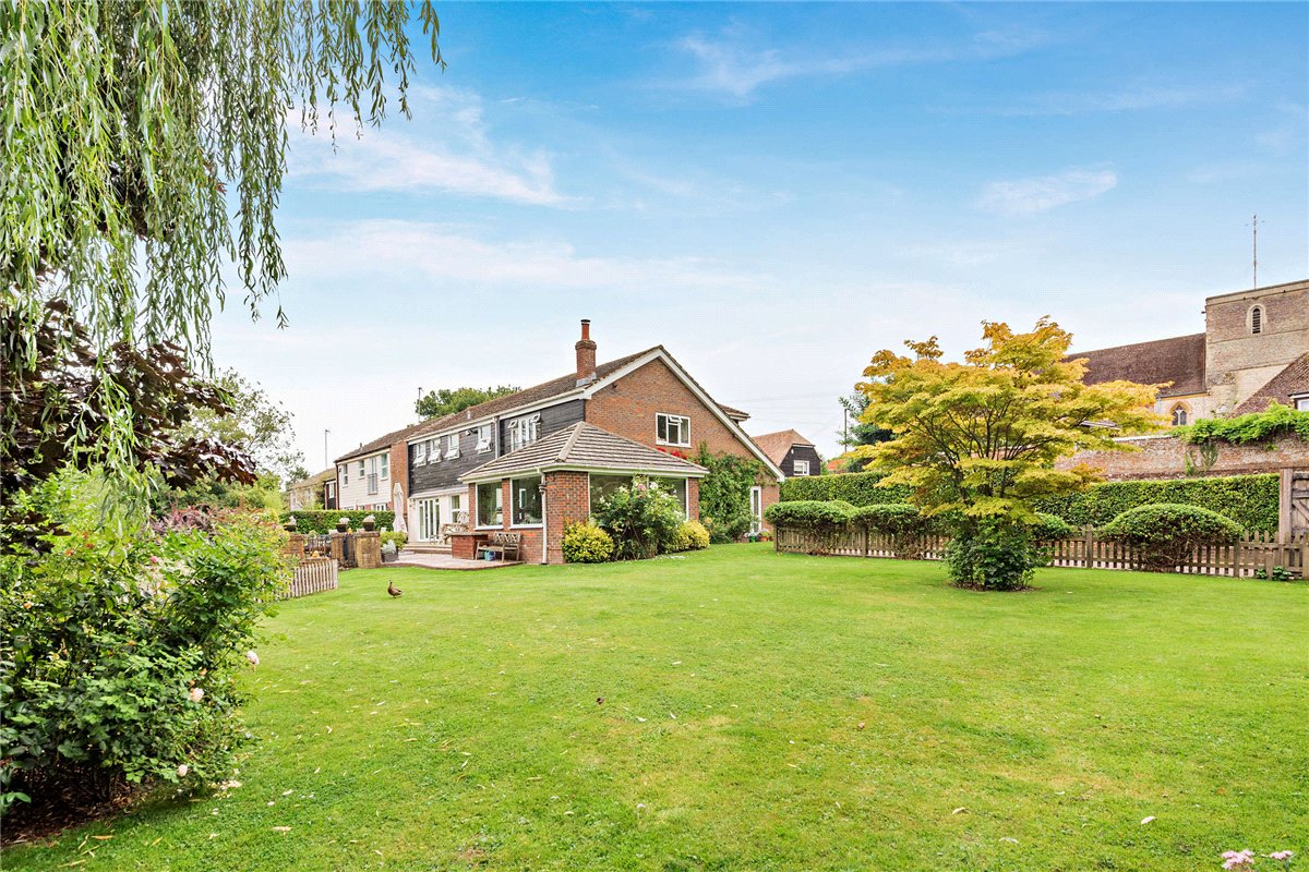 4 bedroom house, Church Street, Kintbury RG17 - Sold STC