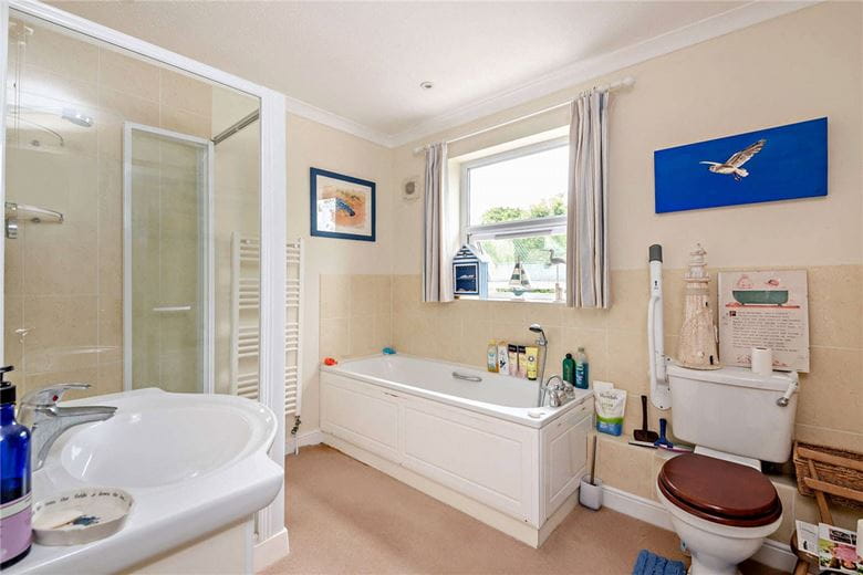 4 bedroom house, Church Street, Kintbury RG17 - Sold STC