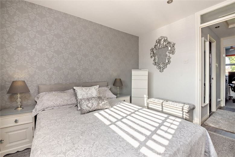 2 bedroom house, Blackdown Way, Thatcham RG19 - Sold STC