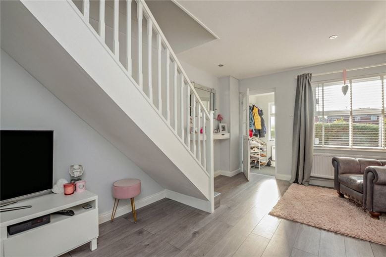 2 bedroom house, Blackdown Way, Thatcham RG19 - Available