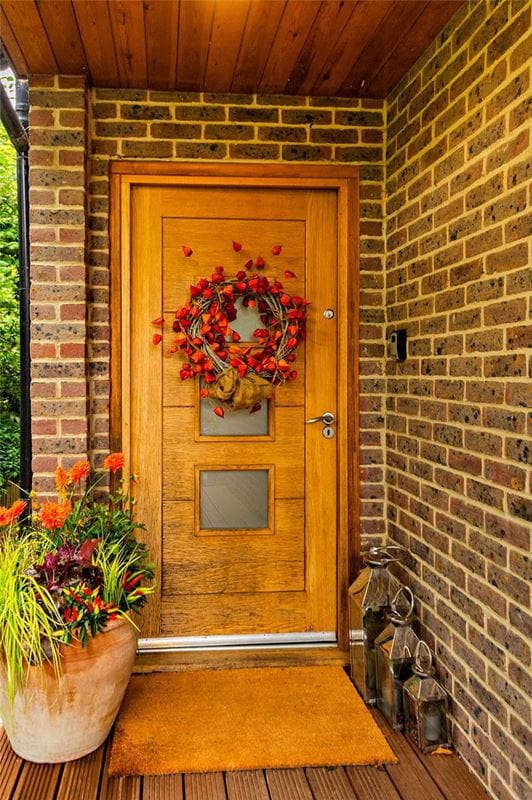 4 bedroom house, Oxford Road, Donnington RG14 - Available