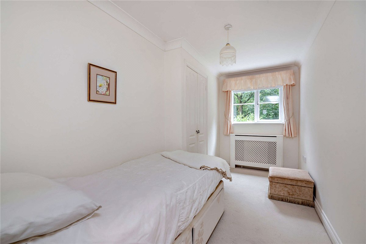 4 bedroom house, Penwood Heights, Penwood RG20 - Sold STC