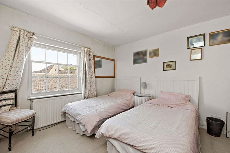 5 bedroom house, Sheepdrove Hill, Lambourn RG17 - Available