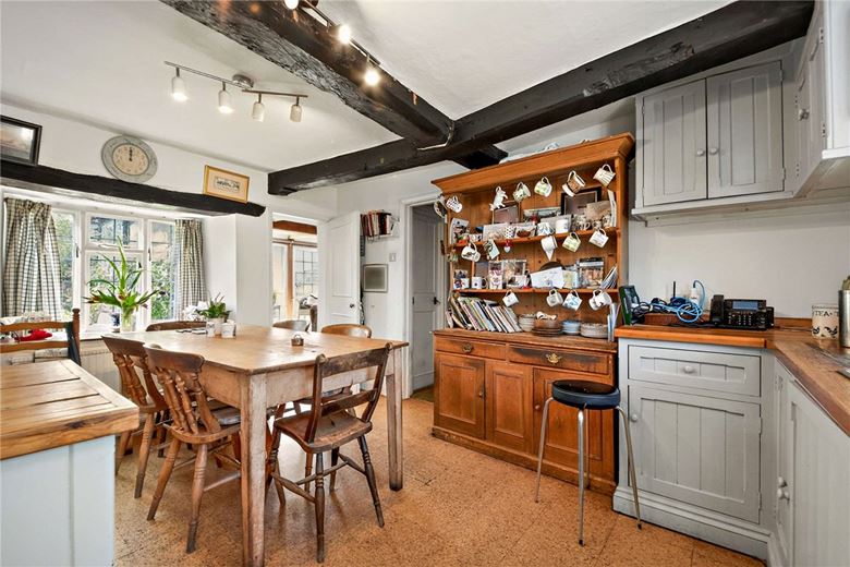 5 bedroom house, Sheepdrove Hill, Lambourn RG17 - Available
