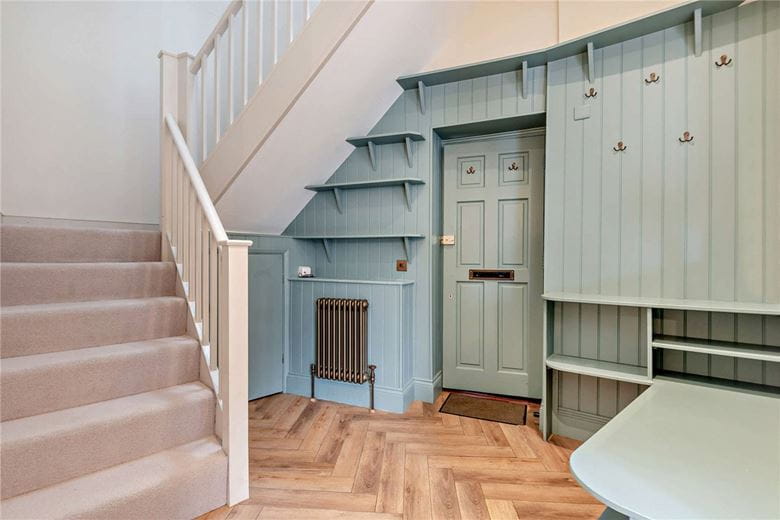 3 bedroom house, Phoenix Court, Kingsclere RG20 - Available