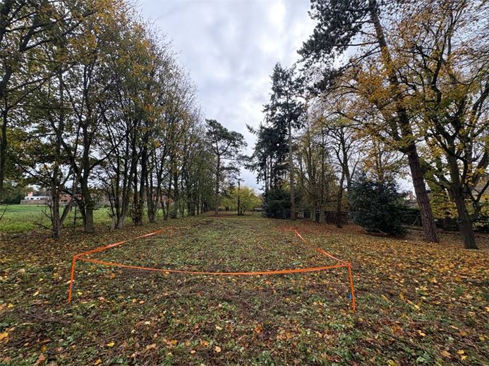  Land, Tudor Avenue, Chieveley RG20 - Available