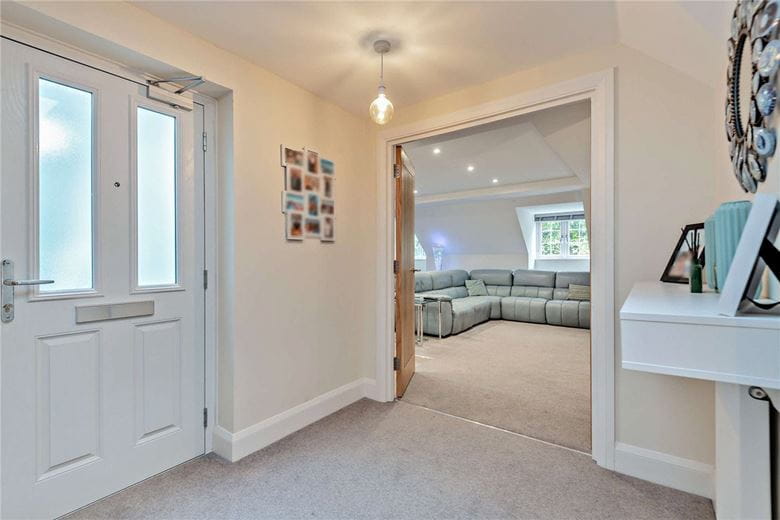 2 bedroom flat, The Dolmans, Shaw RG14 - Available