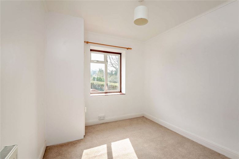 4 bedroom house, Bartlemy Close, Newbury RG14 - Available