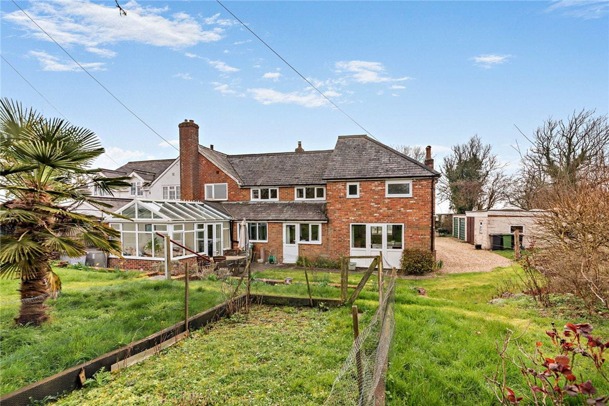 5 bedroom cottage, Ibworth, Tadley RG26 - Available