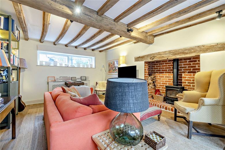 4 bedroom house, George Street, Kingsclere RG20 - Available