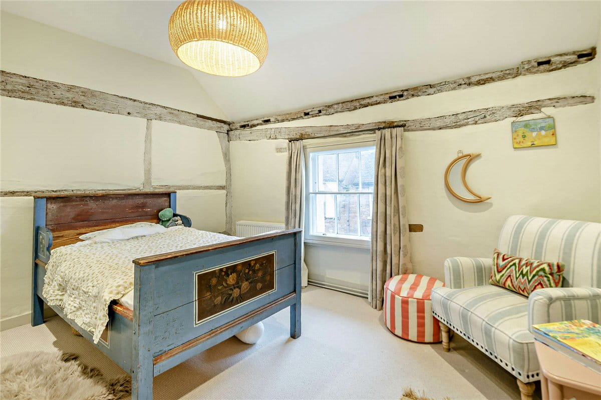 4 bedroom house, George Street, Kingsclere RG20 - Available