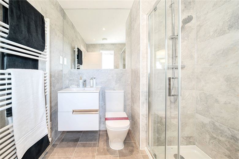 4 bedroom house, Princess Gardens, Bishops Green RG20 - Available