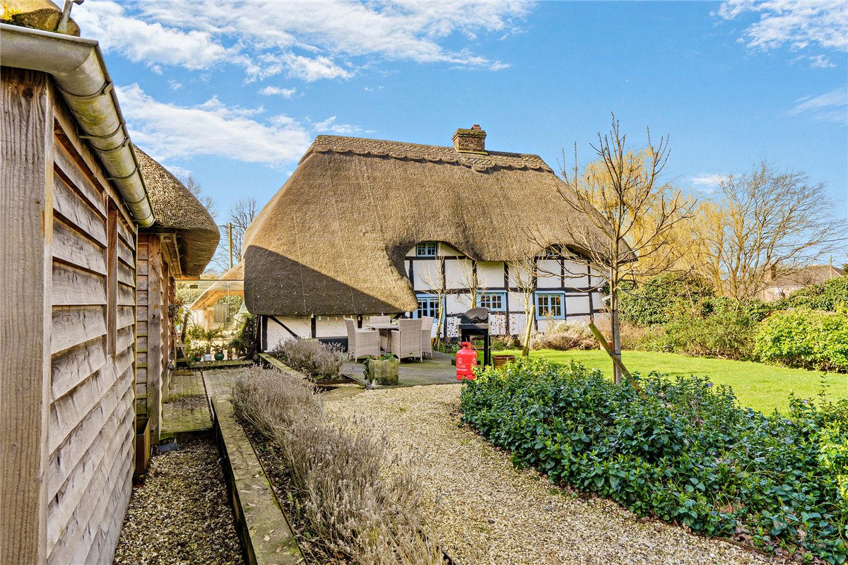 4 bedroom house, Lower Green, Inkpen RG17 - Available