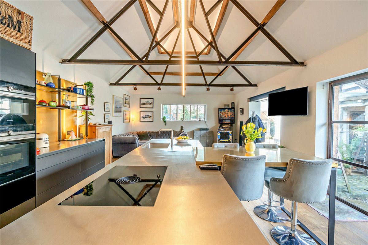 4 bedroom house, Lower Green, Inkpen RG17 - Available