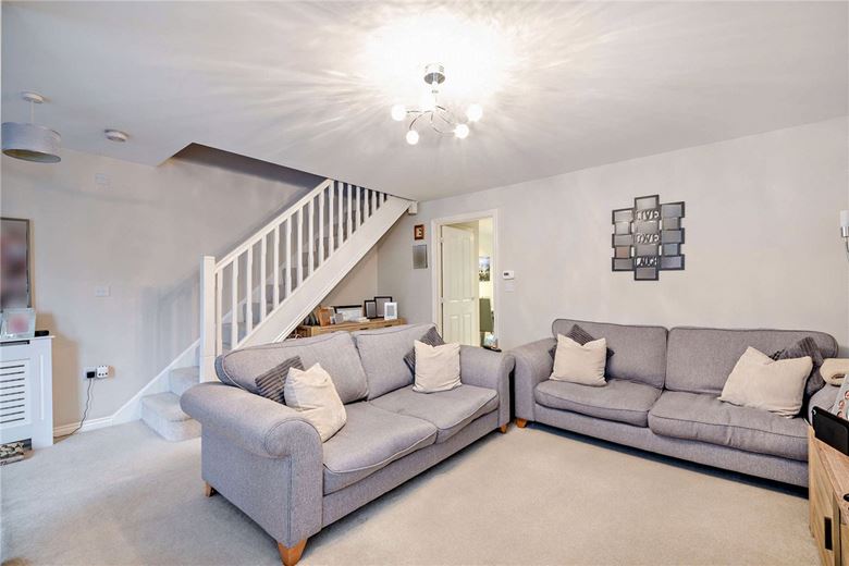 3 bedroom house, Blake Road, Hermitage RG18 - Available