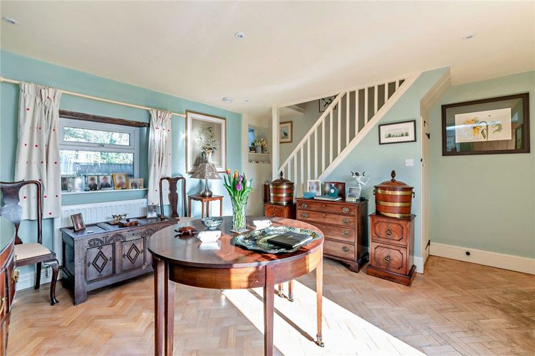 4 bedroom house, Burys Bank Road, Crookham Common RG19 - Available