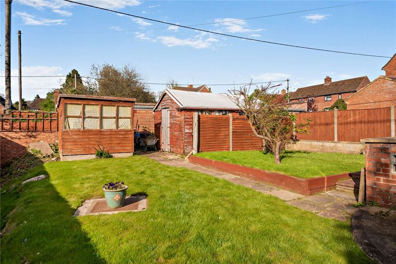 3 bedroom house, Pennys Hatch, Kingsclere RG20 - Available