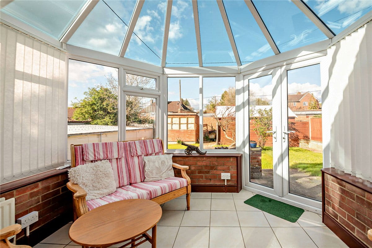3 bedroom house, Pennys Hatch, Kingsclere RG20 - Available