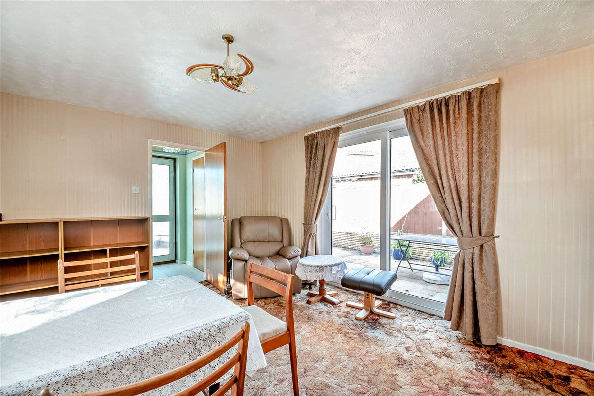3 bedroom house, Pennys Hatch, Kingsclere RG20 - Available