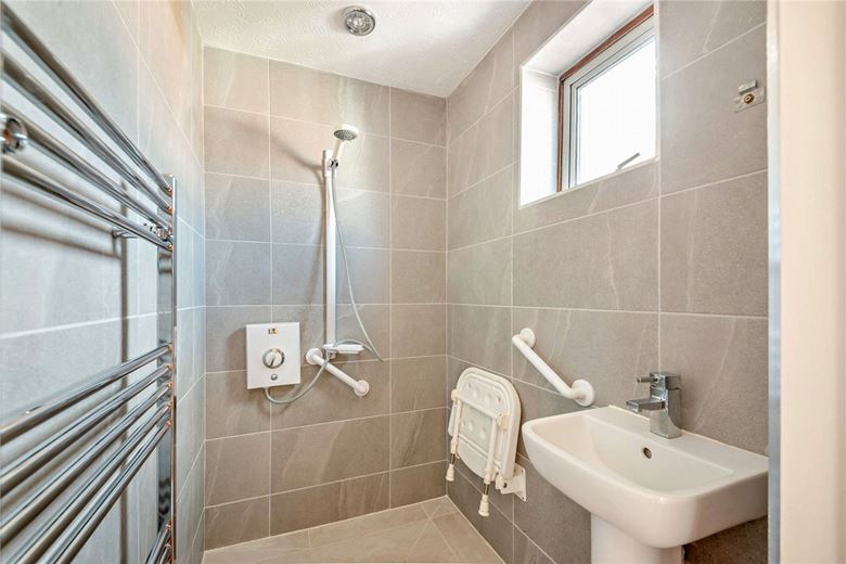 3 bedroom house, Pennys Hatch, Kingsclere RG20 - Available
