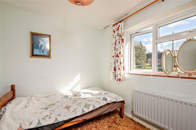 3 bedroom house, Pennys Hatch, Kingsclere RG20 - Available