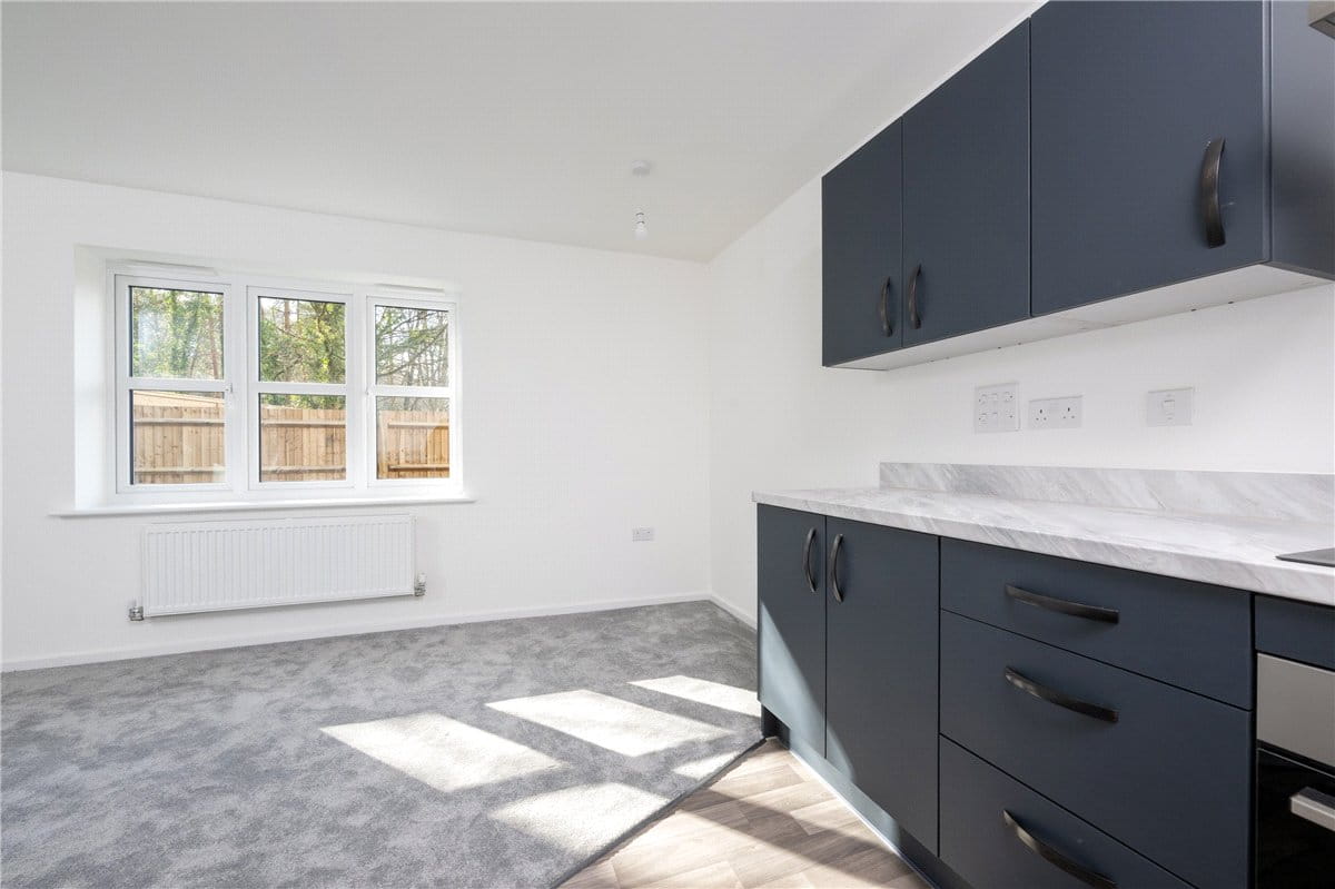 1 bedroom house, Princess Gardens, Bishops Green RG20 - Available