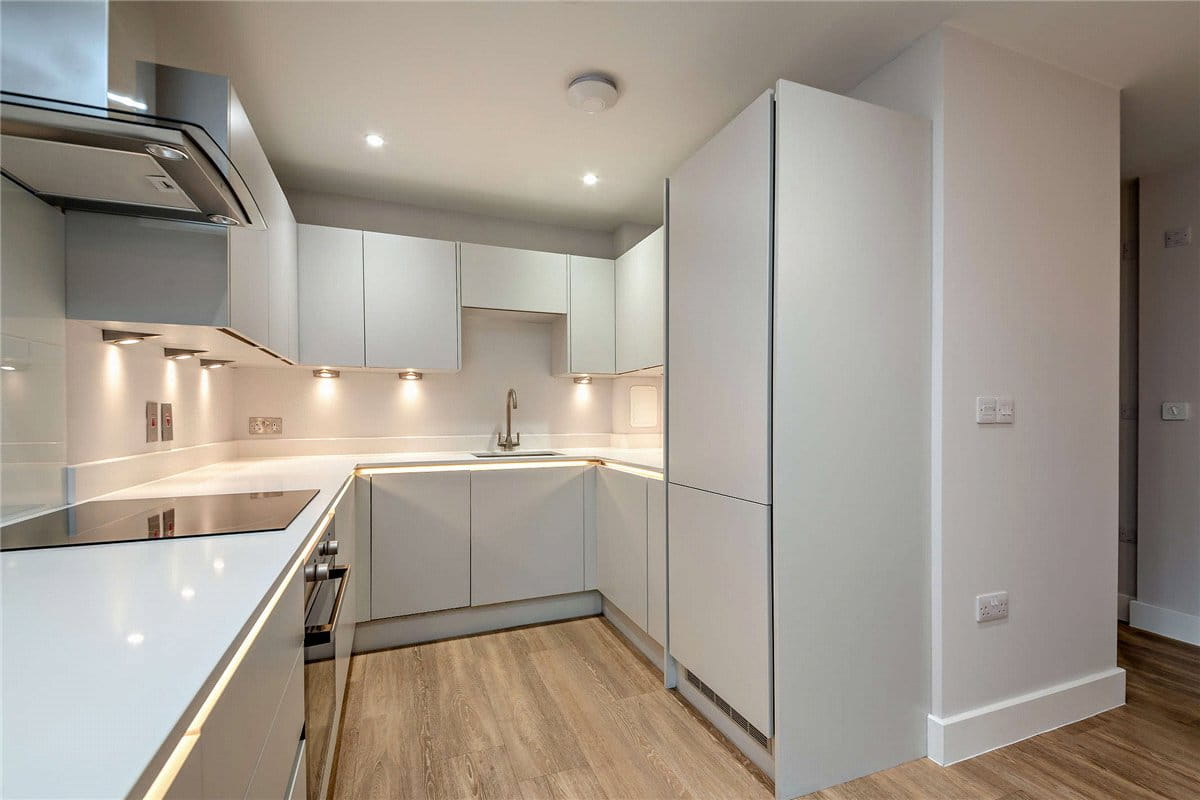 2 bedroom flat, St Marys Road, Newbury RG14 - Available