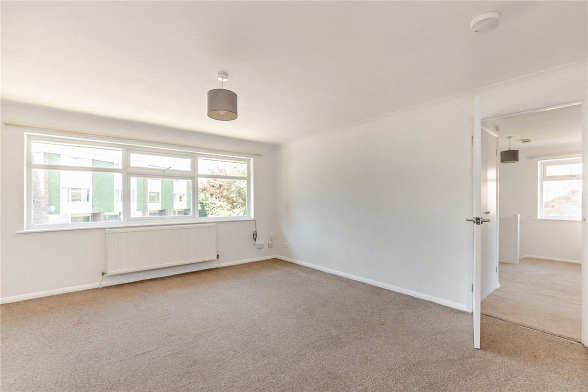 2 bedroom maisonette, Speen, Newbury RG14 - Available
