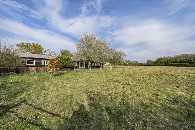 5 bedroom development plot, Oakley Wood, Benson OX10 - Available