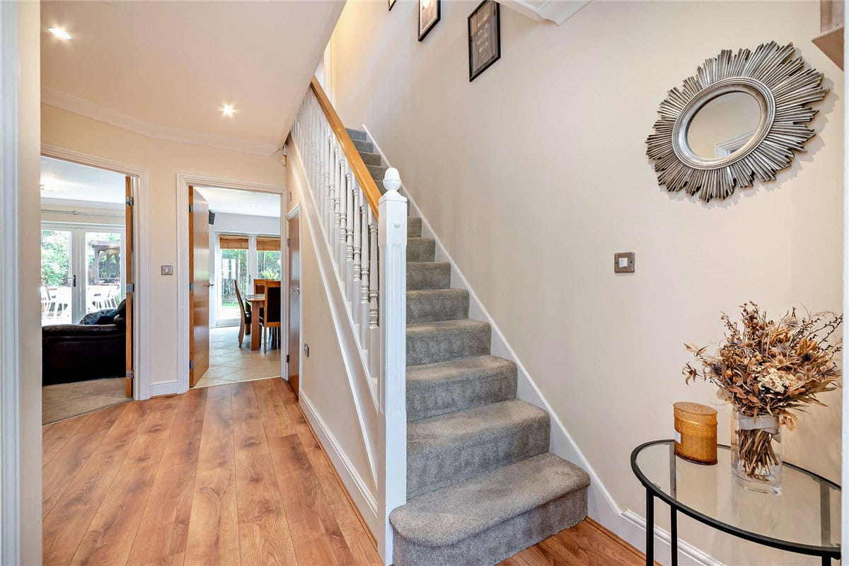 4 bedroom house, Hermitage Green, Hermitage RG18 - Available