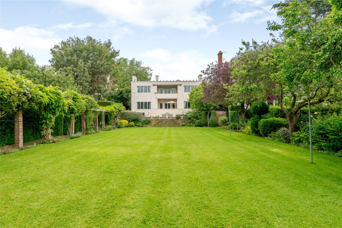 House for sale in Northampton, Wellingborough Road, NN3 Northampton