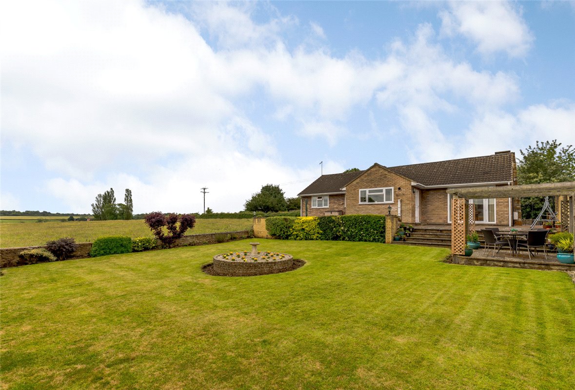 House for sale in Great Houghton, Willow Lane, NN4 Northampton