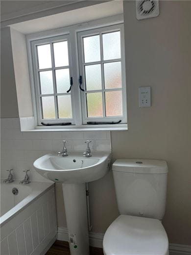 2 bedroom house, Low Street, Billingborough NG34 - Available