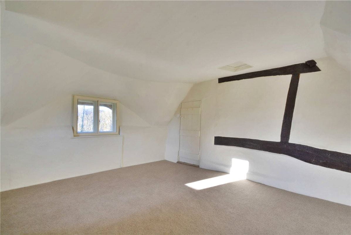 2 bedroom house, Highclere Street, Highclere RG20