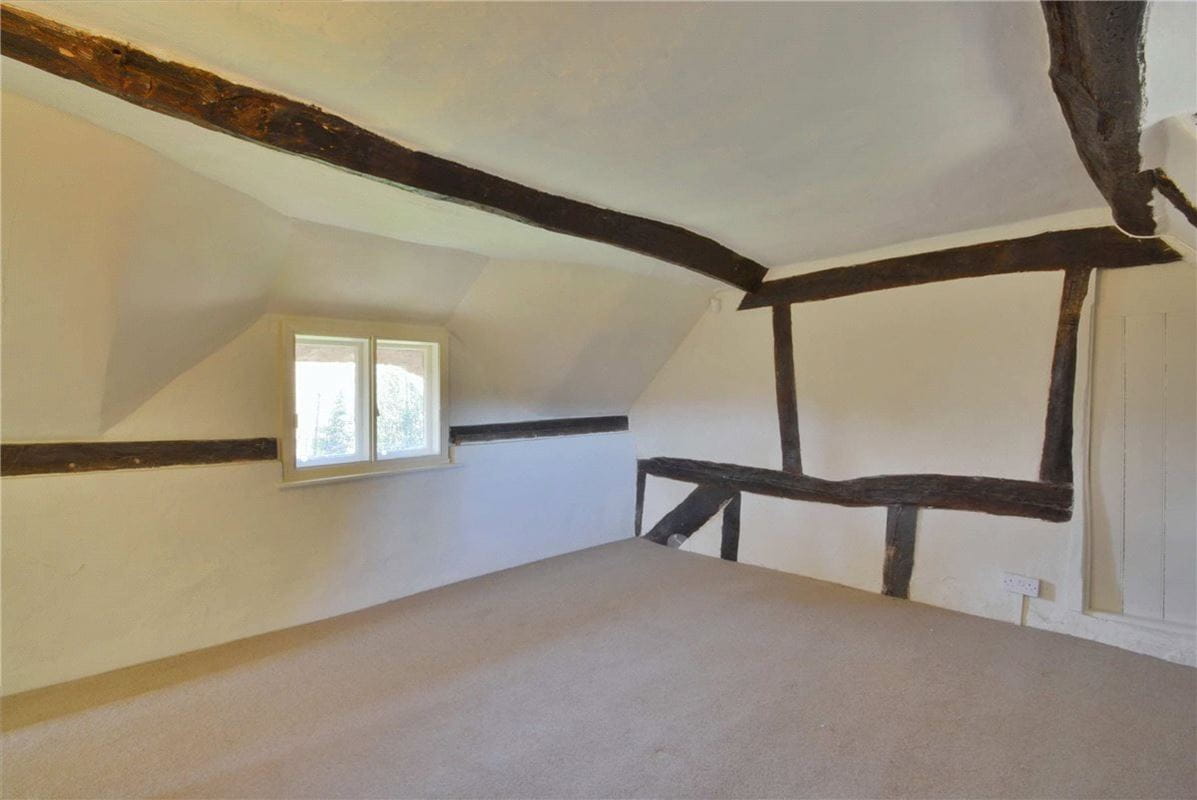 2 bedroom house, Highclere Street, Highclere RG20